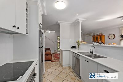 4 / 72 Carthage Street, Tamworth