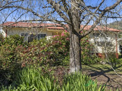 24 Kiewa Crescent, Mount Beauty