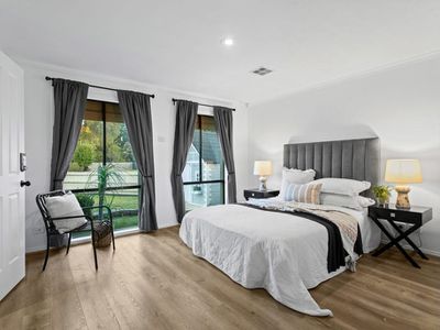 8 Little Acre Cl, Langwarrin