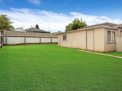 16 Ulster Avenue, Warilla