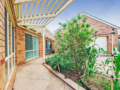 18 Oaktree Avenue, Wyndham Vale