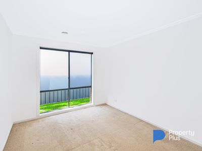 26 Waterview Drive, White Hills
