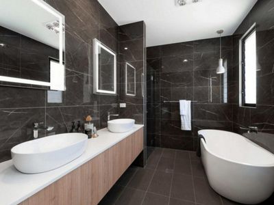 9a Ventura Avenue, Miranda