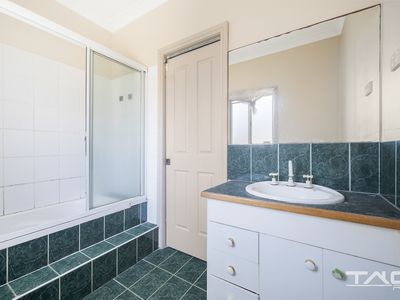 24 & 24a Hobart Street, Oxley Park