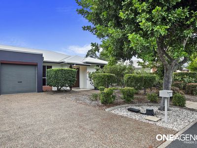 8 / 230 Pulgul Street, Urangan