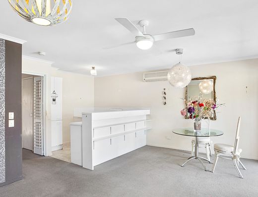 One Bedroom unit in Over 50's Village image 2