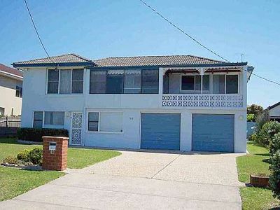 70 Headland Pde, Barrack Point