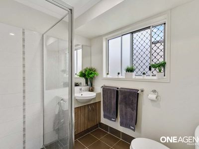 11 Picadilly Circuit, Urraween