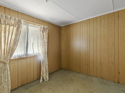 42 OAK STREET, Seymour