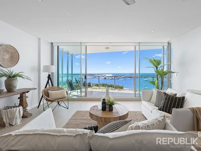 1605 / 1 Como Crescent, Southport