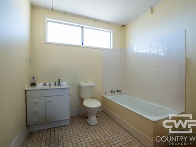 50 Severn River Road, Dundee