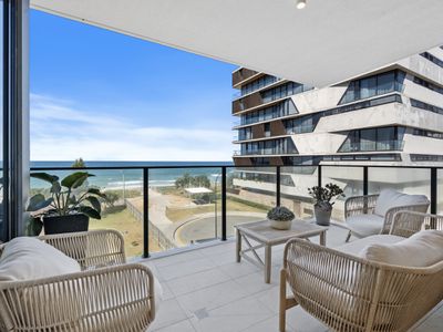 303 / 3 Twenty Third Avenue, Palm Beach