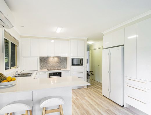 2 bedroom UNFURNISHED home in residential complex image 2