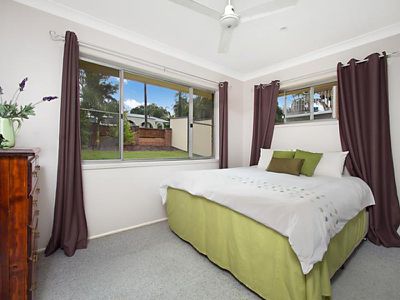 23 Nioka Street, Rochedale South