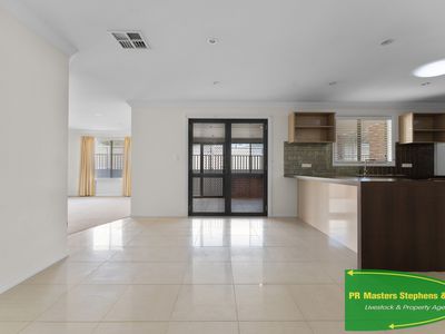 12A Lane Street, Blayney