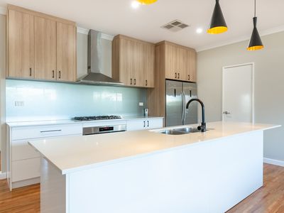 27 Cervantes Avenue, Baldivis