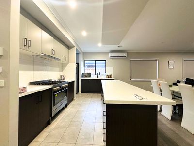 18 Petros St, Fraser Rise