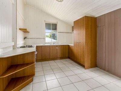 12 Swan Street, Brassall