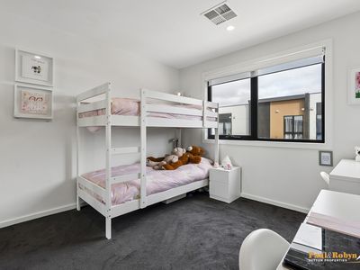 15A Woodberry Avenue, Coombs
