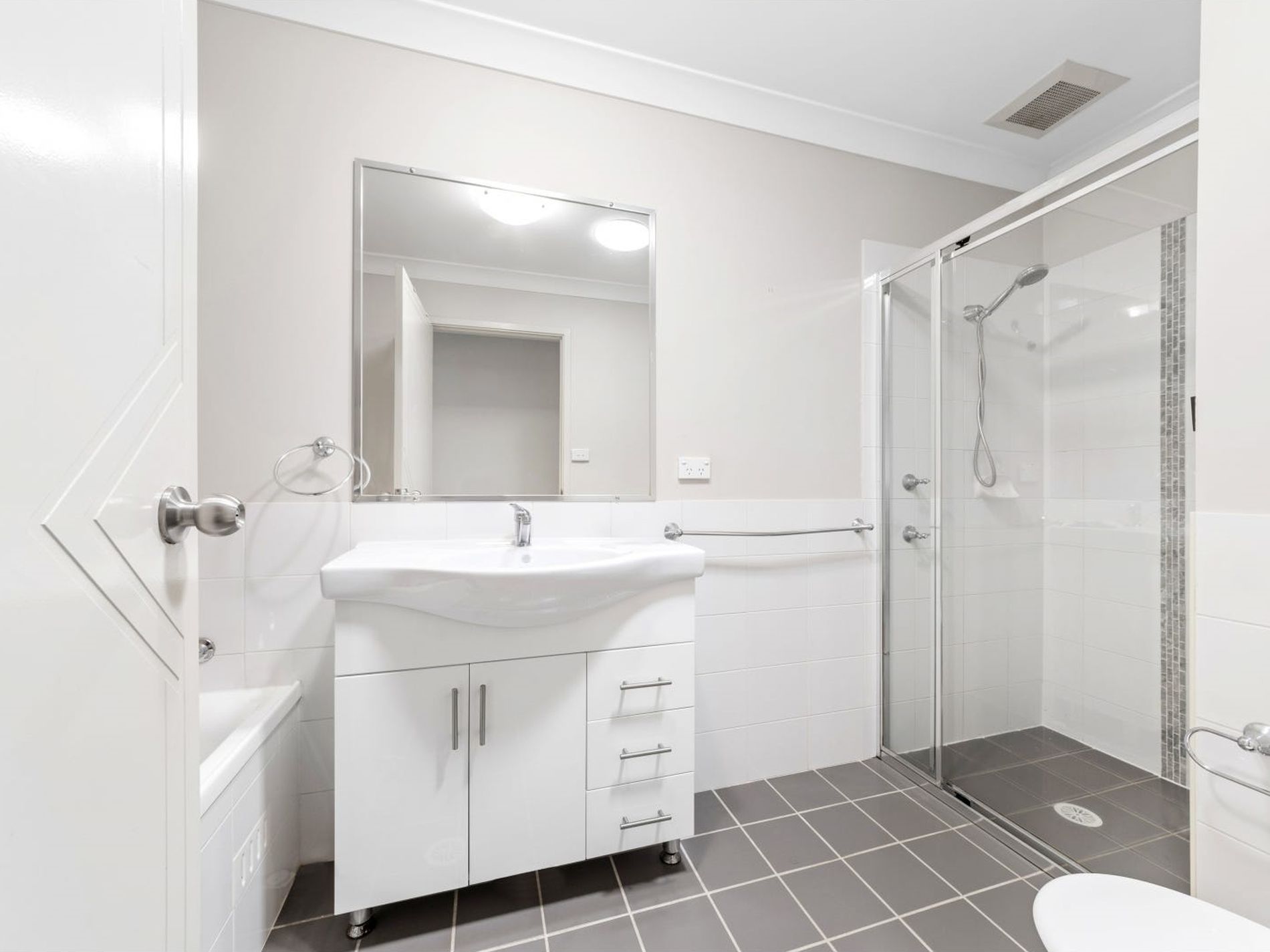 21 / 5 Prings Road, Niagara Park