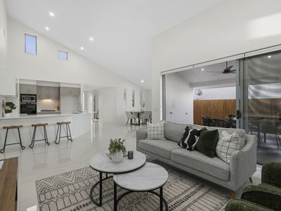 50 Foxwood Circuit, Wakerley