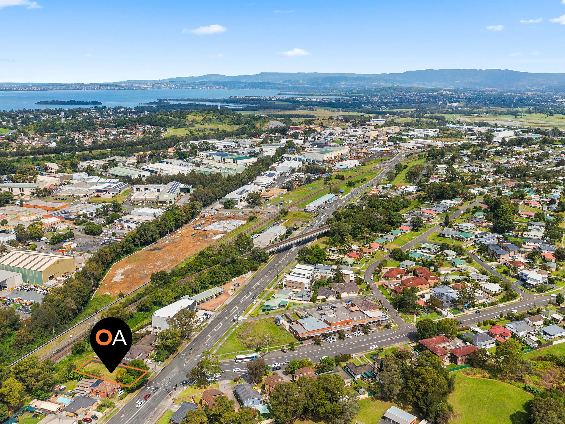 211 Princes Highway, Unanderra