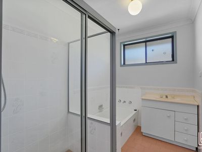 29 Pinehurst Way, Blue Haven