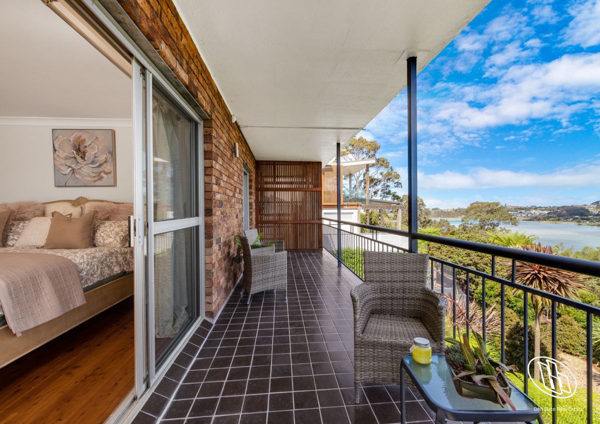 11 Hillcrest Avenue, North Narooma