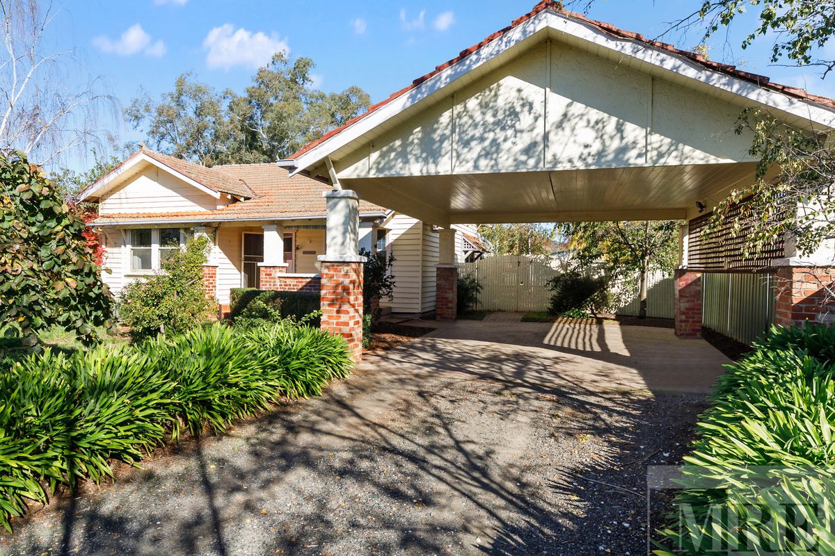 12 Hunter Street, Mansfield