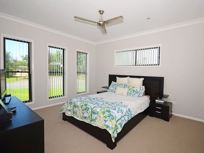 11 PARKLANDS BLVD, Wondunna