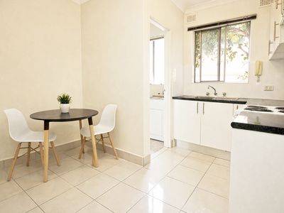 4 / 60 Colin Street, Lakemba