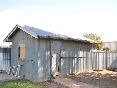 70 Sam Street, Forbes