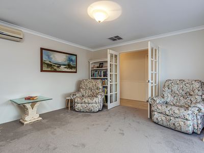 8 Foreshore Vista, Yanchep