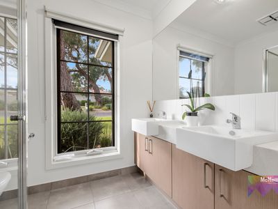 1 Santa Rosa Circuit, Rosebud