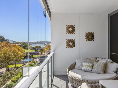 76 / 68 Sir John Young Crescent, Woolloomooloo
