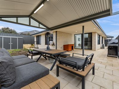 6 Potoroo Street, Banksia Grove