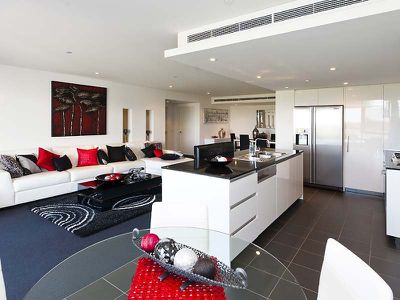 203 / 96 Bow River , Burswood