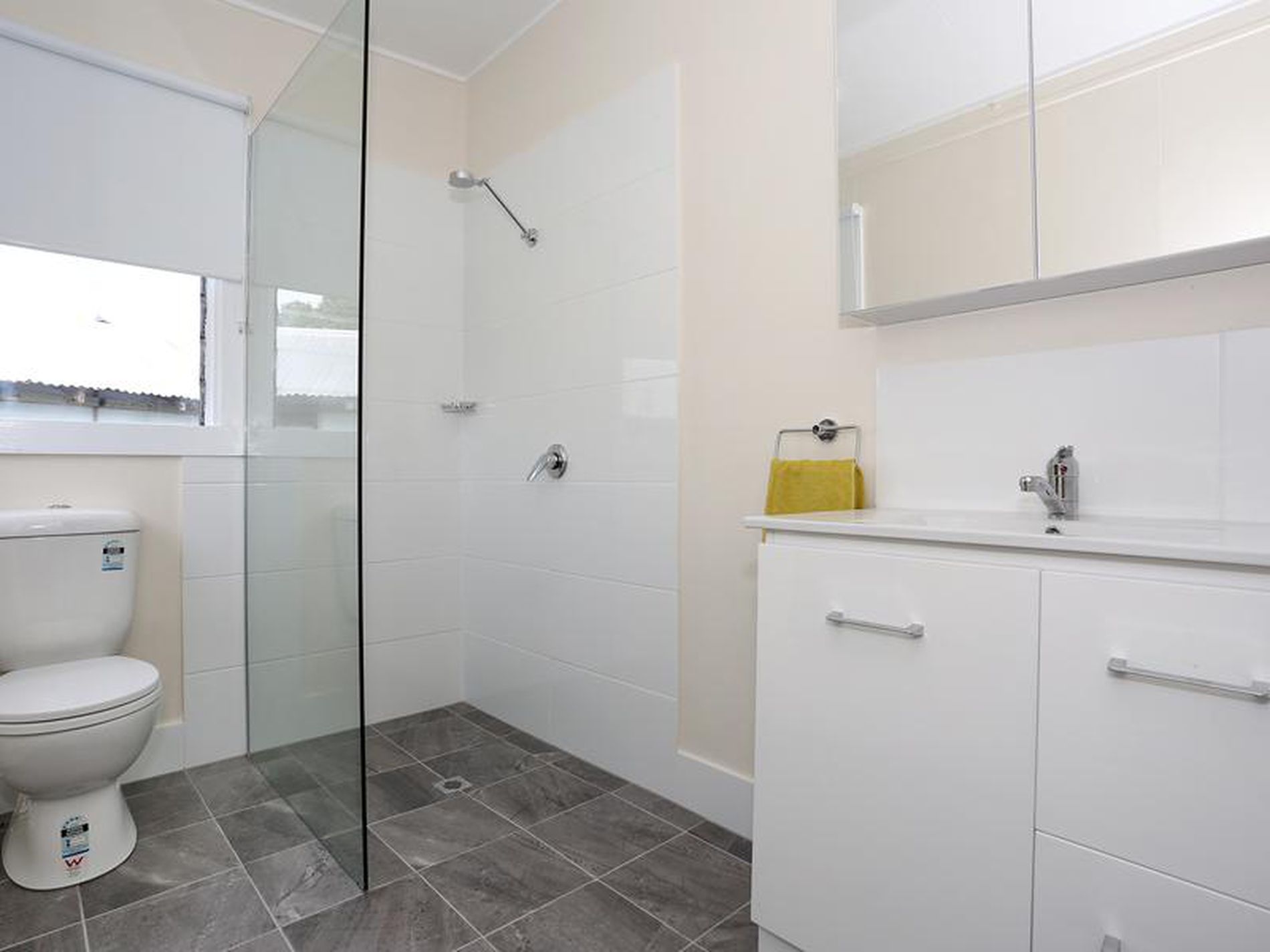 8 Cox Drive, Tweed Heads South