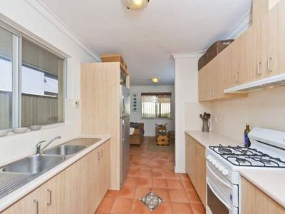 28 Windsor Place, Kallaroo