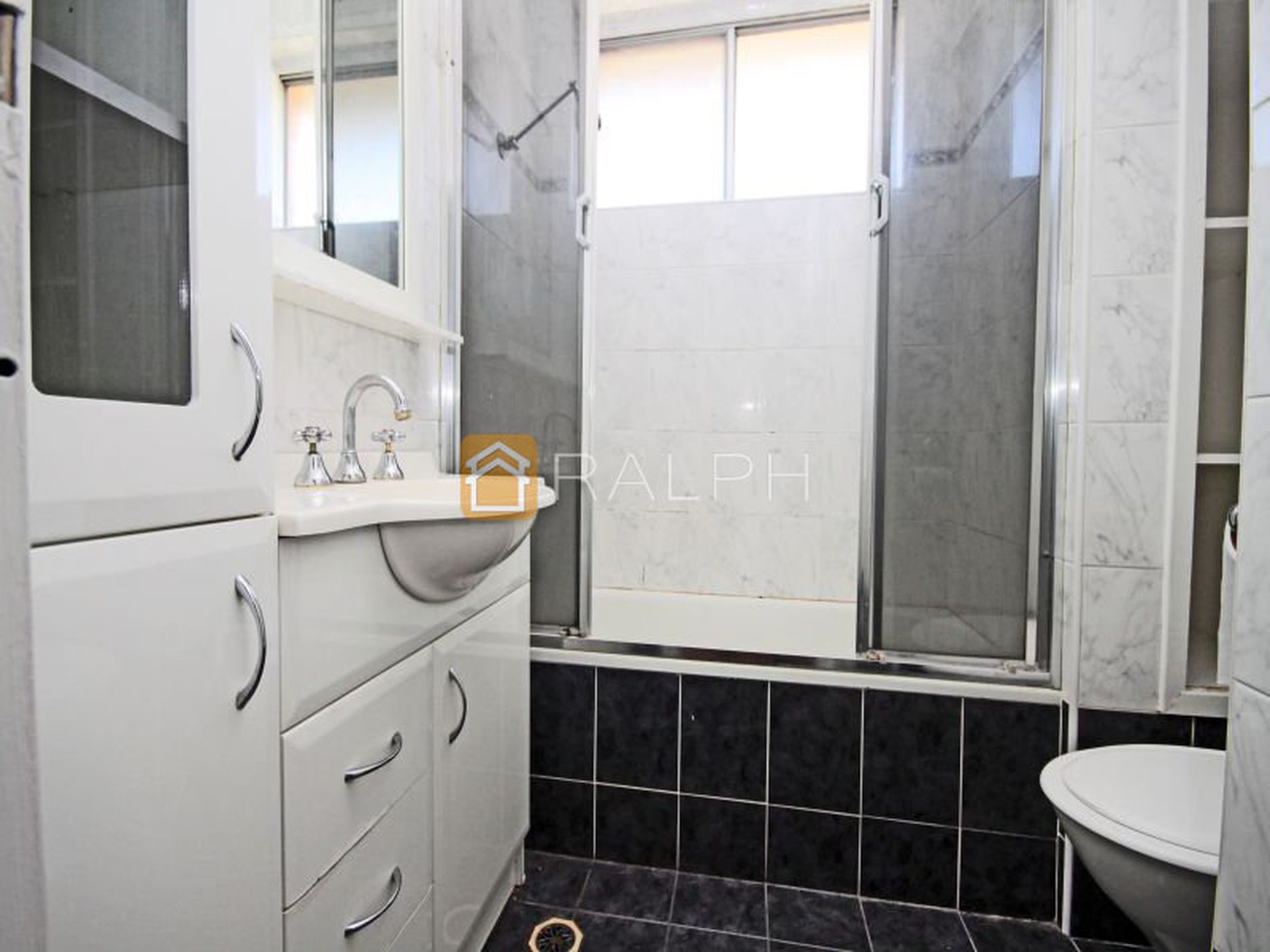 77 Augusta Street, Punchbowl