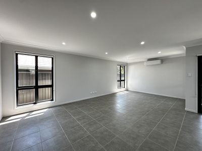 51 Melton Circuit, Gregory Hills