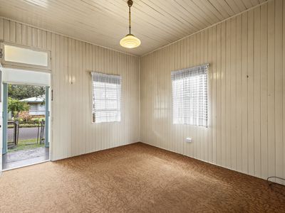 13 McCook Street, South Toowoomba