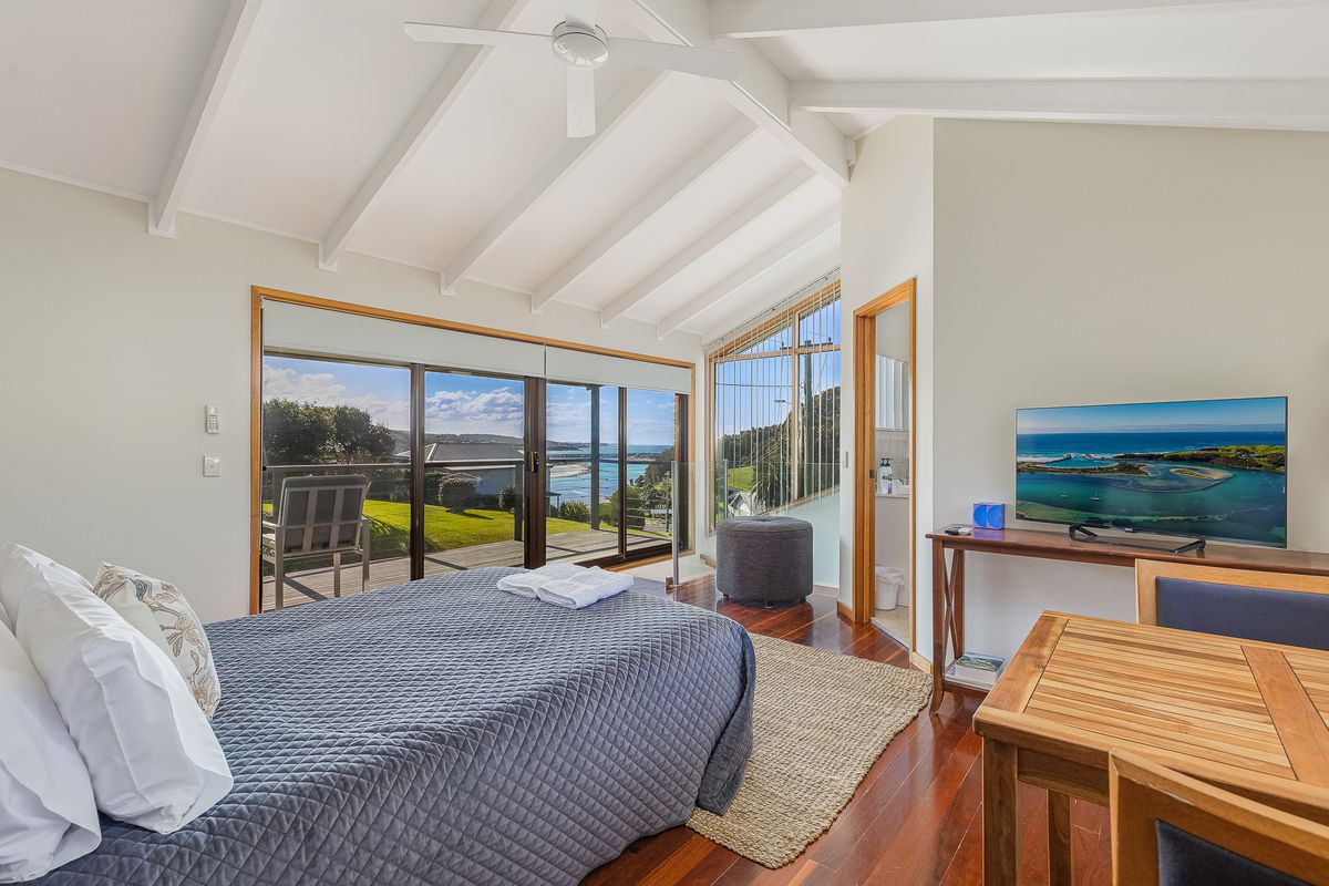 8A Noorooma Crescent, Narooma