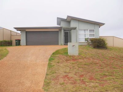 57 Frangipani Drive, Kingaroy