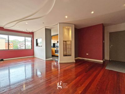 2 / 7 Bank Street, Meadowbank