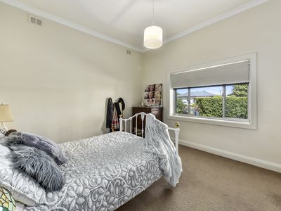 8 Aitken Street, Millicent