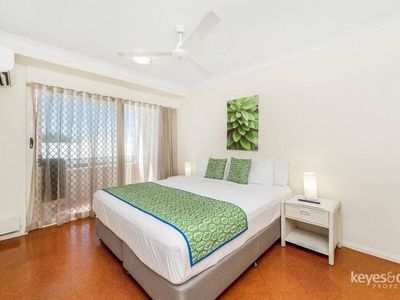 14 / 7 Mariners Drive, Townsville City