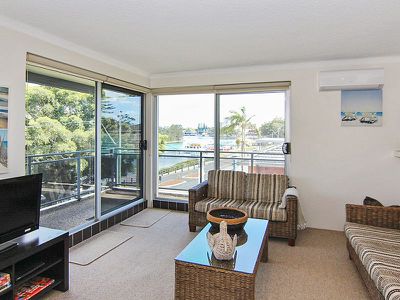 4 / 50-52 Little Street, Forster