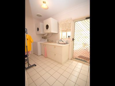 6 Araluen Way, Dubbo