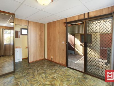 74 Weringa Avenue, Lake Heights